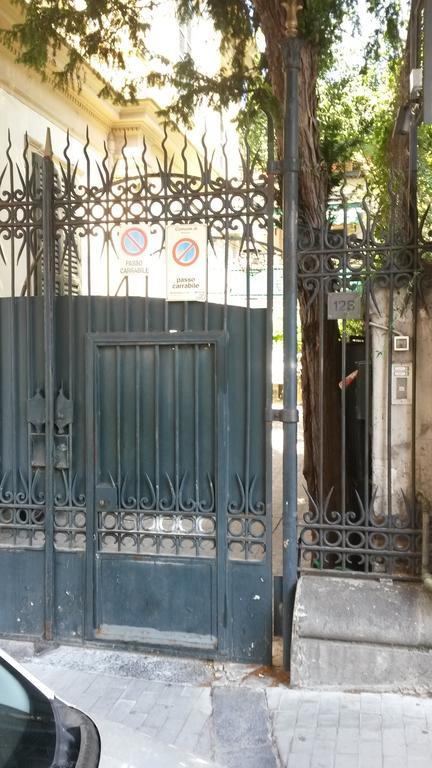 Hotel Crispi *