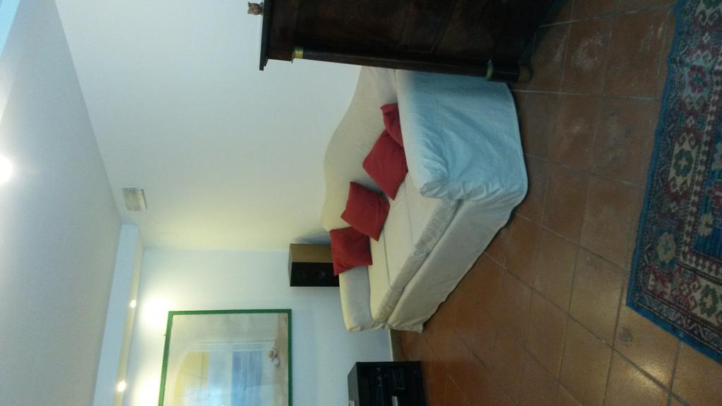 Crispi Hotel *